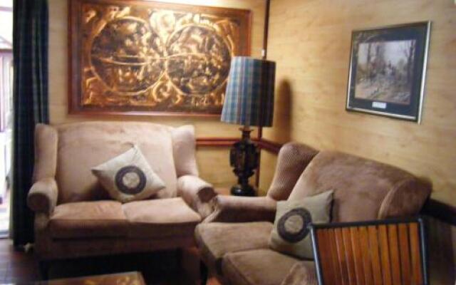 Tudor Lodge