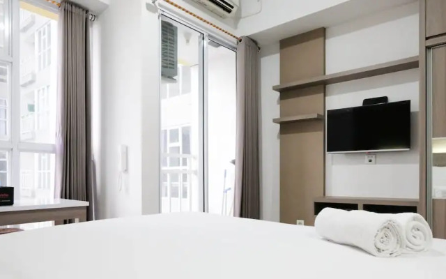 Homey And Compact Studio Apartment At Taman Melati Surabaya