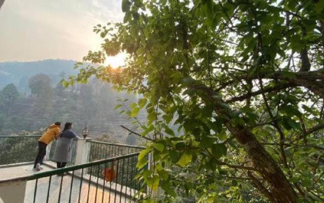 The Himalayan Living