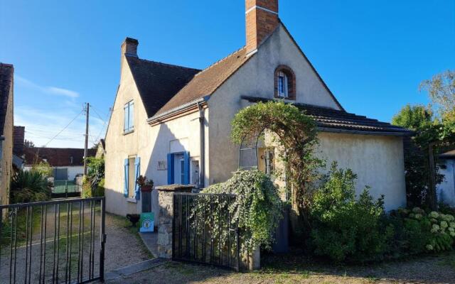 Gîte Châteauneuf-sur-Loire, 3 pièces, 3 personnes - FR-1-590-124