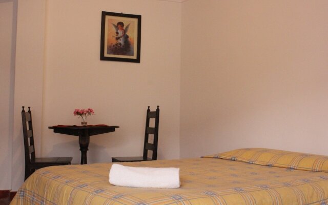 Chakus B & B