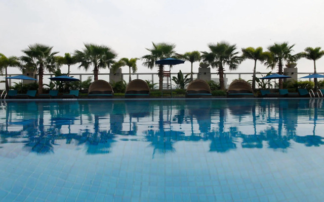 Crowne Plaza Zhongshan Wing on City by IHG