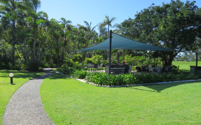 The Shores Holiday Apartments