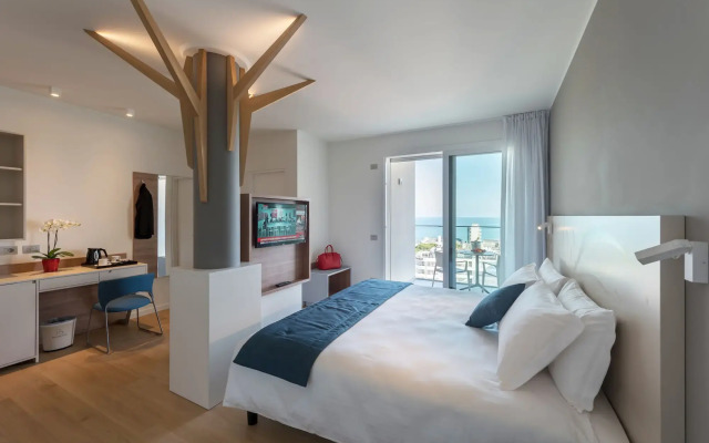 Hesperia Hotel & Residence