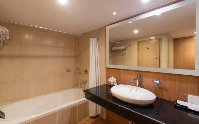 V One Hotel - The Competent Palace