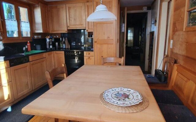 H Beli Zweisimmen in Zweisimmen