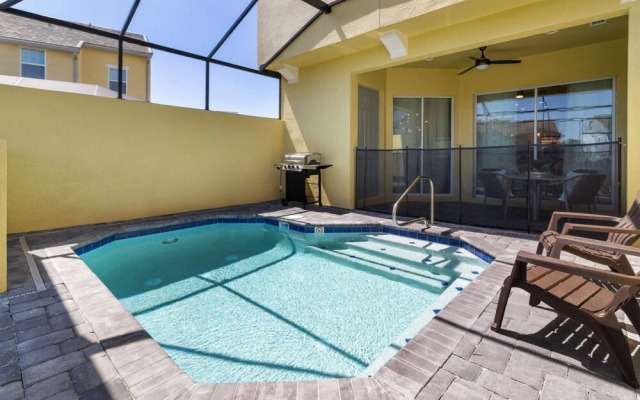 5BR Town Home in Festival