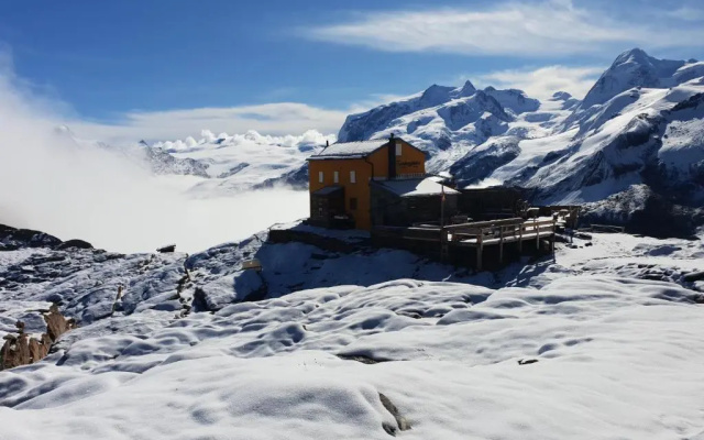 3030 Gandegg, Gandegghütte