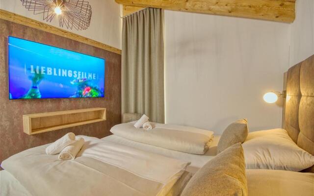 Ski-in Ski-out Chalet Maiskogel 17A by Alpen Apartments