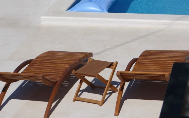 Stunning sea View Apartment With Swimming Pool and Jacuzzi a9