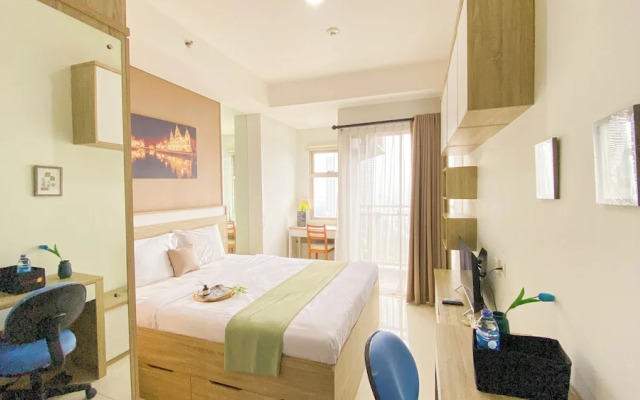 Modern Look and Restful Studio Apartment Springwood Residence Tangerang