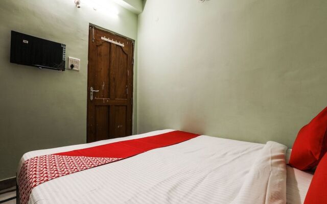 Oyo 16135 Krupa Service Apartment