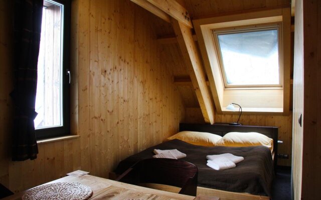 Krakonošova Dílna "WOODHAUS"