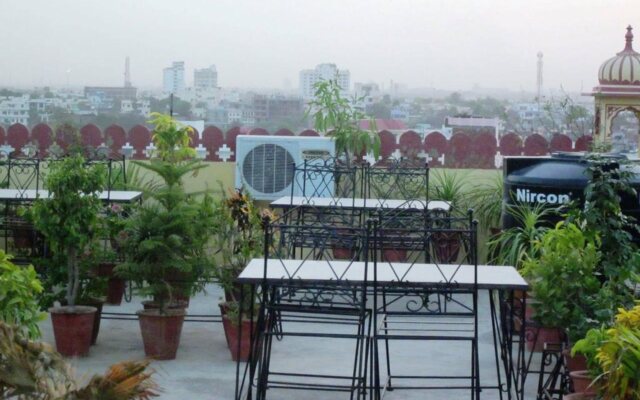 Hotel Baba Haveli