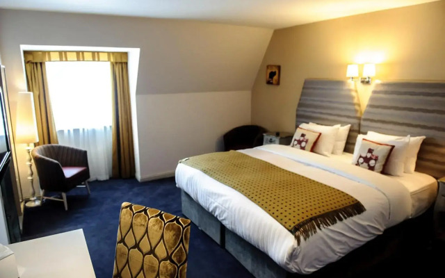 The House Hotel