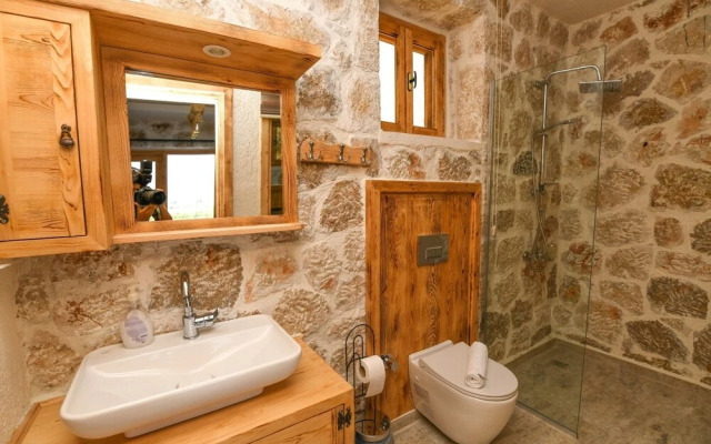 Villa Jet by Akdenizvillam