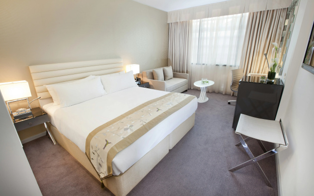 Dorsett Shepherds Bush - Image 6
