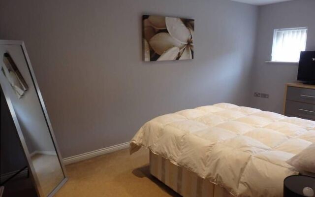 Beautiful Two Bedroom Apartment