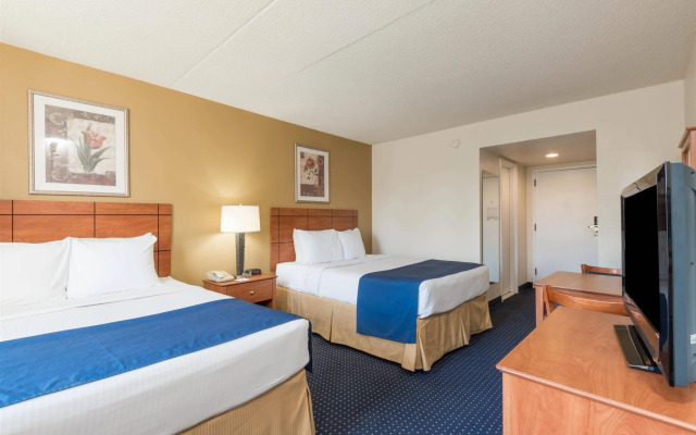 Comfort Inn & Suites Pottstown Eastern Gateway