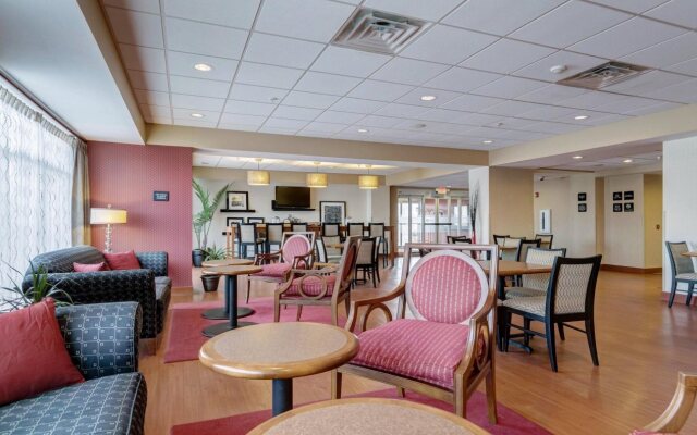 Hampton Inn St. Louis - Columbia