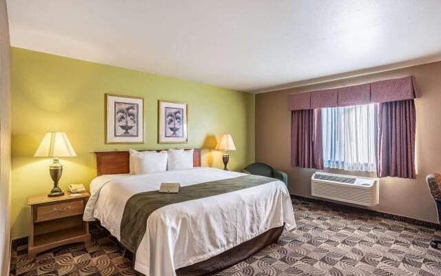 Quality Inn & Suites Hannibal West