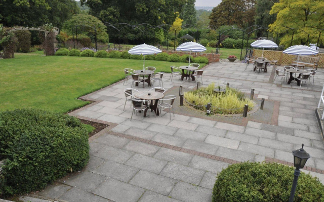 The Bromley Court Hotel