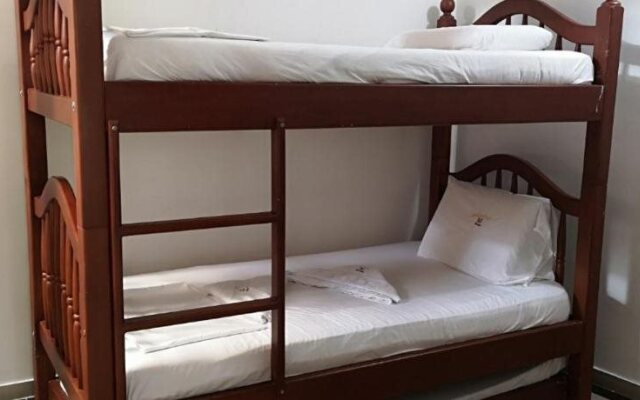 Hotel Orquidea Dorada R
