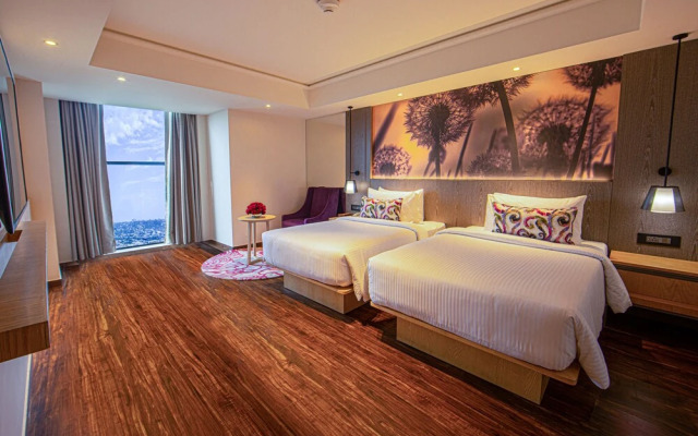 The Gaurs Sarovar Premiere