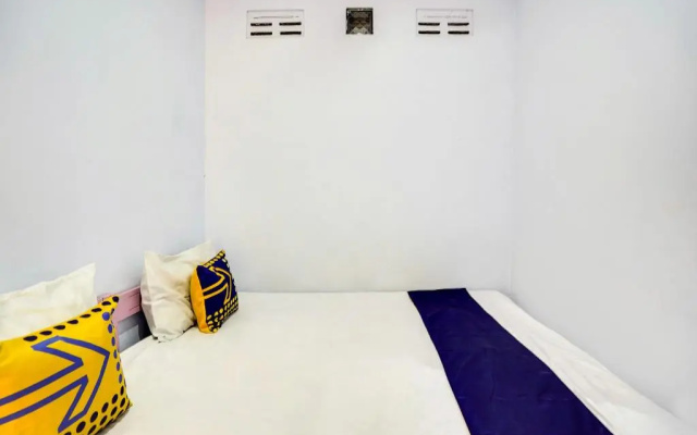 OYO Life 91626 Rr Kost Putri Syariah