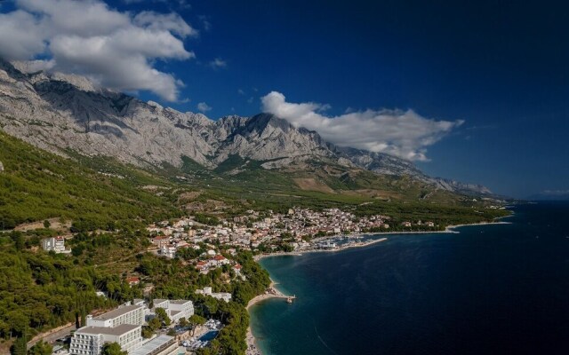 Toni - 150m From Pebble Beach - A1 Veliki