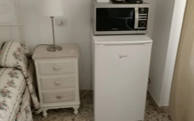Triple Room With Private Bath 10 Min From Tiburtina Station