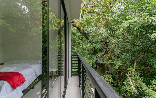 Casa moderna a 10min da Praia SER310