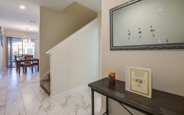 Lovely 4 Bed3 Bachampions Gatepool