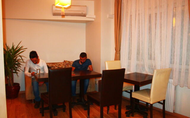 Hotel Liva Suite