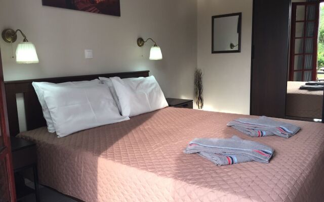 Alexander Apartments