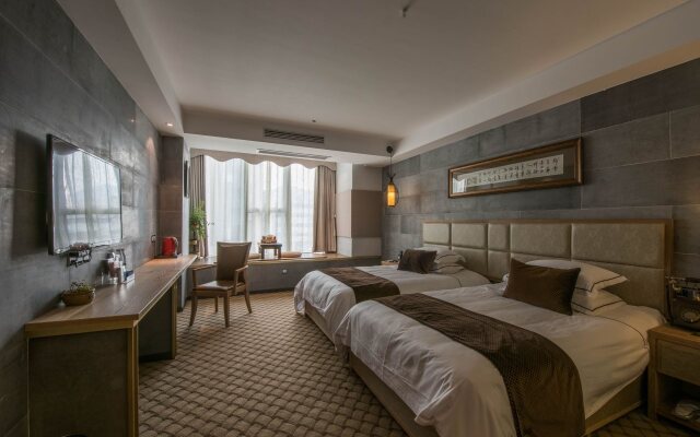 SHOWSE Wellness Hotel