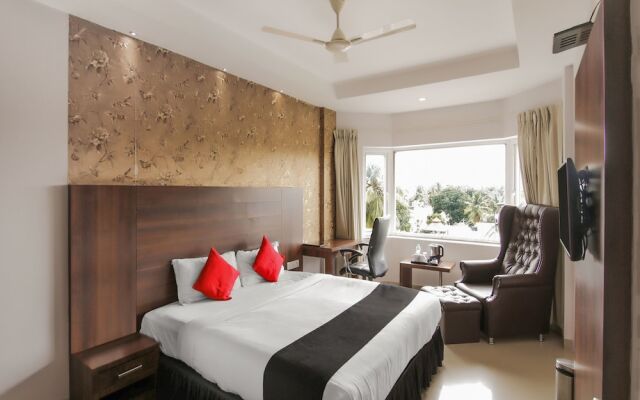 Capital O 18430 The Dawn Hotel