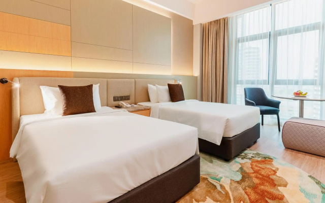 M World Hotel - Image 4