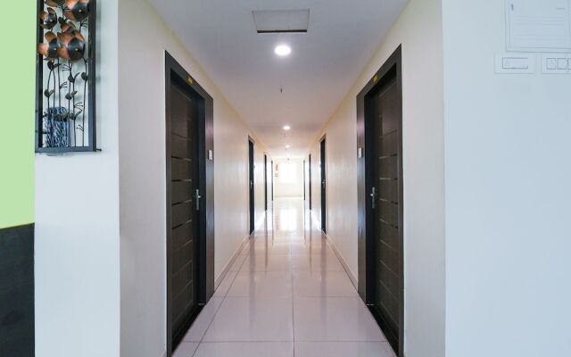 Oyo 26723 Rb Residency