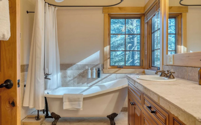 Grays Crossing by Avantstay Stunning 4bdr Cabin