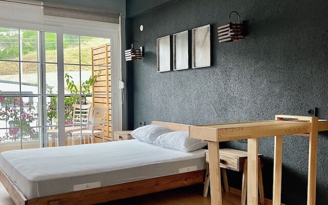 Lb Boutique Hotel