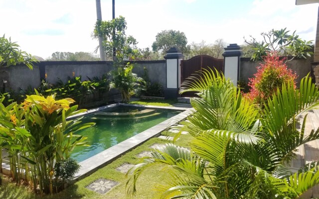 Cantika Guest House