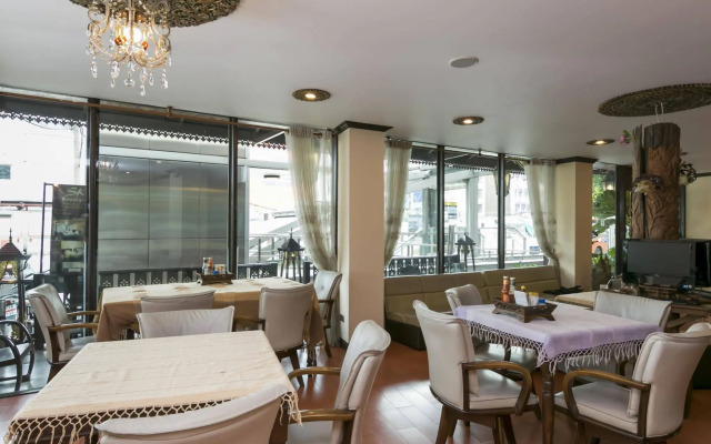 SK Boutique Maha Nakhon
