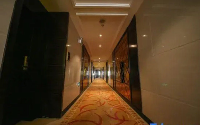 Wuwei Yunxuan Hotel