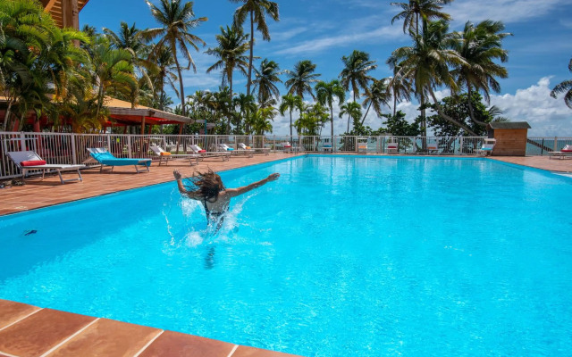 Hotel Arawak Beach Resort