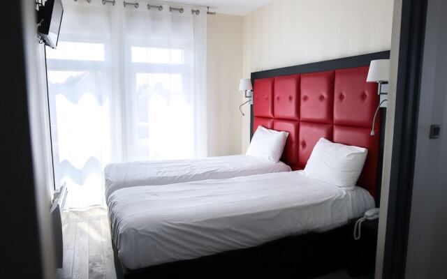 Logis Hôtel Saint-Guirec et de la Plage