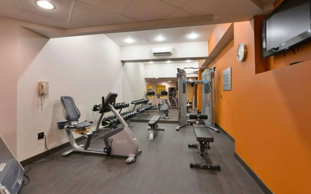Comfort Suites Chincoteague Island Bayfront Resort