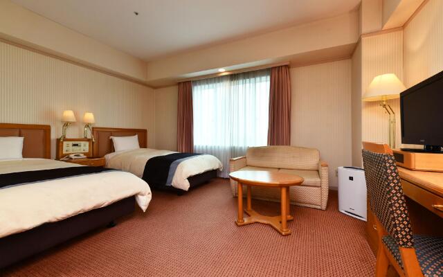 The Crest Hotel Kashiwa