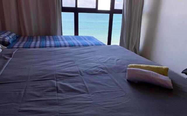 Heliodoro Flat Golden Beach