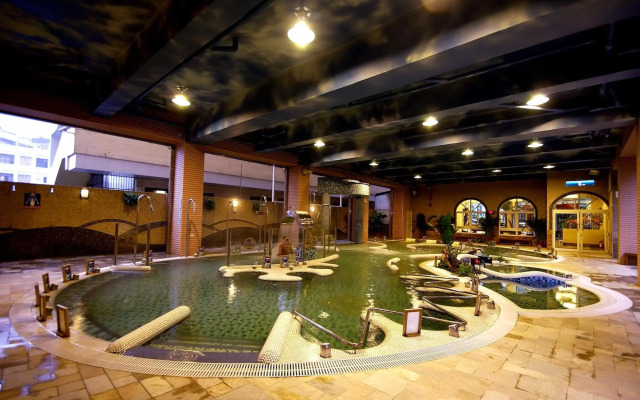 Chuang-Tang Spring SPA Hotel - Deyang